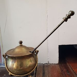 Vintage Early American 3 foot brass firestarter with lid and firestarter